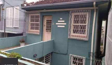Casa de 4 dormitórios, Bairro Petrópolis