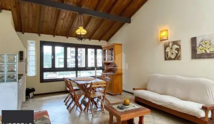 Casa para Venda - 350m², 2 dormitórios, sendo 2 suites, 2 vagas - Centro Histórico
