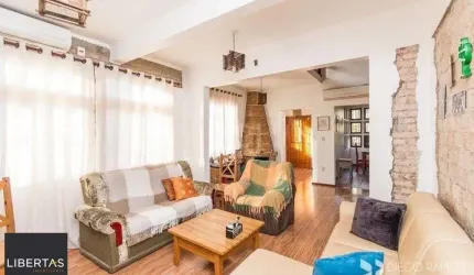 BELO SOBRADO REFORMADO 3 DORMITÓRIOS - BAIRRO NONOAI