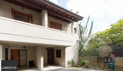 Casa em condomínio, 102m², 2 dormitórios, Guarujá