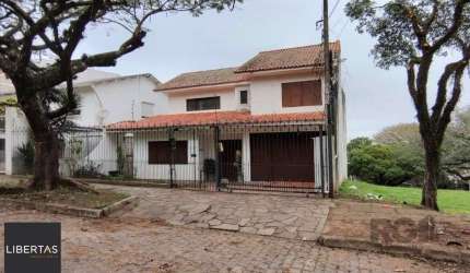 casa, 6 quartos, 1 suíte, 3 vagas, 352,38m2 privativos, bairro Santa Tereza
