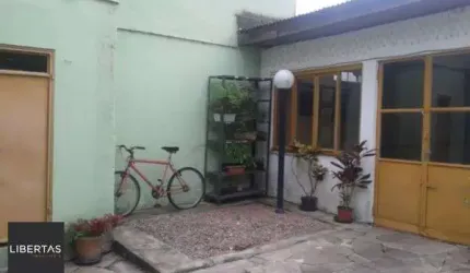 Casa para Venda - 243m², 4 dormitórios, 2 vagas - Santana