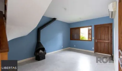 Casa Condominio para Venda - 196.61m², 3 dormitórios, sendo 1 suites, 1 vaga - Guarujá