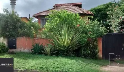 Casa para Venda - 250m², 3 dormitórios, Santa Tereza