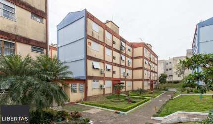 APARTAMENTO TÉRREO COM EXCELENTE LOCALIZAÇÃO