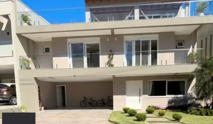 Casa de Condomínio em Hípica
