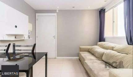 Apartamento de 2 dormitórios de 42m², no bairro Glória