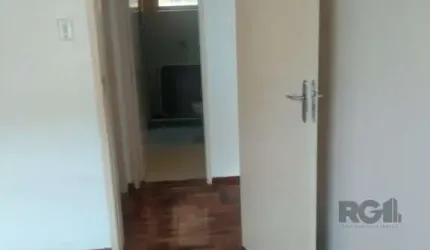 Apartamento com 2 quartos, 1 vaga de garagem, no bairro Medianeira, Porto Alegre/RS
