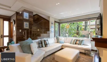Casa em Condomínio Rincón marino