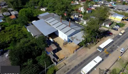 Casa Comercial em Hípica