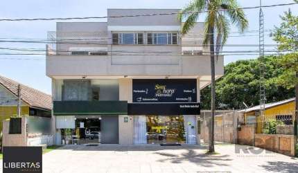 Apartamento com uma cobertura horizontal com 329,10 m² privativos com suíte