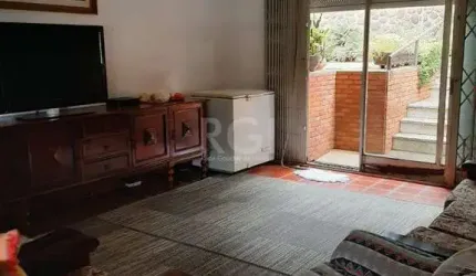 Excelente terreno na Honório Silveira Dias com 11,00 de frente, no meio aumenta para 13,40 m e 58,00 Próximo Zaffari Higienópolis