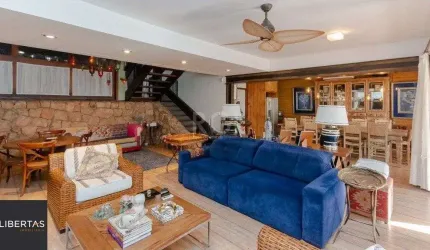 Casa De 602m²,  Bairro Bela Vista
