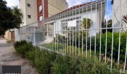 Terreno para Venda - 228m², 3 dormitórios, sendo 1 suites, 2 vagas - Menino Deus
