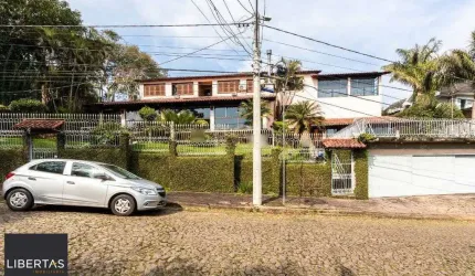 Casa para Venda - 500m², 4 dormitórios, sendo 1 suites, 4 vagas - Vila Conceição