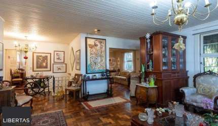 Casa para Venda - 192m², 4 dormitórios, sendo 3 suites, 4 vagas - Tristeza
