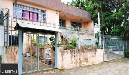 Casa para Venda - 423.16m², 4 dormitórios, sendo 1 suites, 4 vagas - Glória