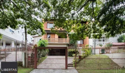 Casa para Venda - 416.89m², 4 dormitórios, sendo 1 suites, 5 vagas - Tristeza