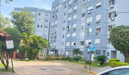 Apartamento dois dormitórios, reformado