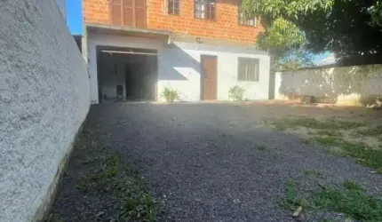 Casa 2 dormitórios bairro Lami