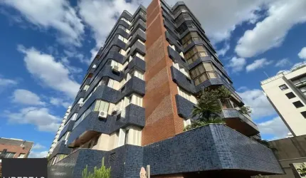 Apartamento 3 quartos, suíte, sacada, lareira, churrasqueira, 2 vagas de garagem