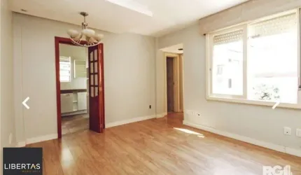 Apartamento à venda no bairro Petrópolis em Porto Alegre – 1 dormitório, 36m², com vaga de garagem