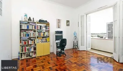 Excelente apartamento de 101m² com 3 dormitórios.