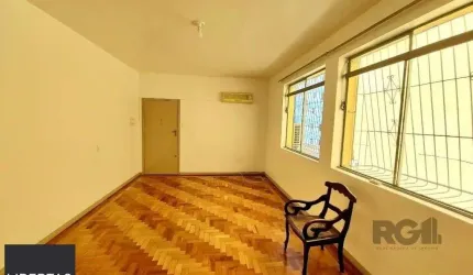 Excelente apartamento de 135m² com 5 dormitórios.