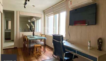 Apartamento mobiliado, localizado no Centro Histórico, próximo ao Cais Embarcadero