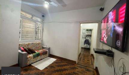 APARTAMENTO DE 2 DORMITÓRIOS NO CENTRO HISTÓRICO.
