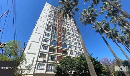 Apartamento à venda em Porto Alegre - 3 quartos - Santana