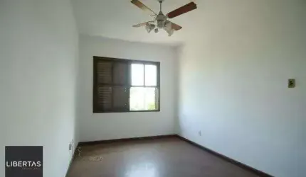 Apartamento no Jardim Botânico de 3 dormitórios e dependência