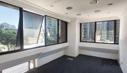 Sala para comprar na avenida Carlos Gomes  no Bairro Boa Vista
