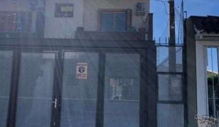 Casa para Venda - 150m², 3 dormitórios, sendo 1 suites, 2 vagas - Guarujá