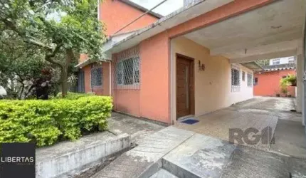 Casa para Venda - 177.5m², 3 dormitórios, 3 vagas - Cavalhada