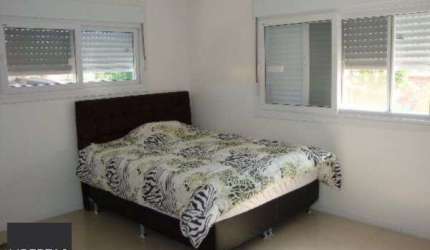 Casa para Venda - 353m², 3 dormitórios, sendo 1 suites, 3 vagas - Guarujá
