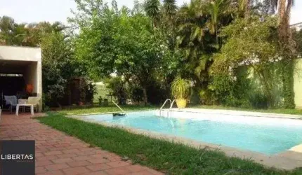 Casa para Venda - 200m², 3 dormitórios, sendo 1 suites, 4 vagas - Ipanema