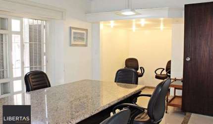 Predio para Venda - 236m², 0 dormitórios, 4 vagas - Menino Deus