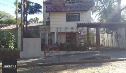Casa de Condomínio em Cristal
