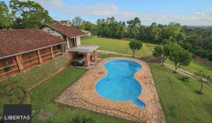 Sítio para Venda - 700m², 4 dormitórios, 3 vagas - Hípica