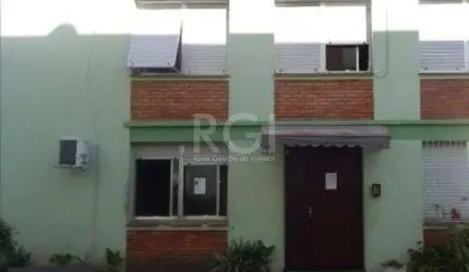 Apartamento em Porto Alegre, no bairro Cristal, com 2 dormitório(s), e 2 banheiros, à venda.
