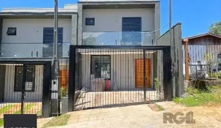 Casa Condominio em Porto Alegre, no bairro Tristeza, com 3 dormitório(s), e 3 banheiros, à venda.