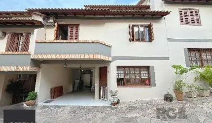 Casa de Condomínio em Espírito Santo