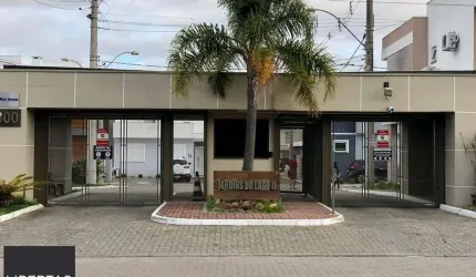 Casa em condomínio