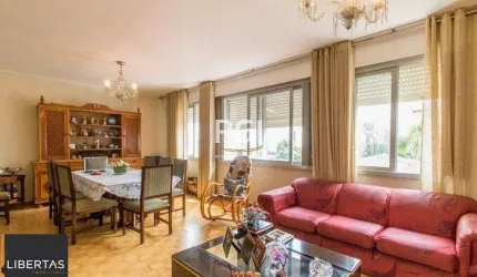 Apartamento á Venda - 140m², 3 dormitórios, sendo 1 suites, 2 vagas - São João