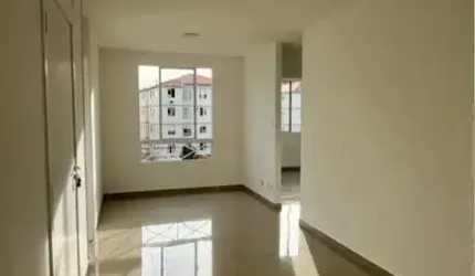 Apartamento Reformado com 03 dormitórios e vaga de garagem no Alto Petrópolis