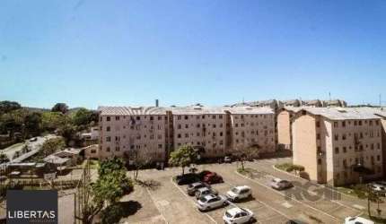 Apartamento em Porto Alegre, no bairro Vila Nova, com 2 dormitório(s), e 2 banheiros, à venda.