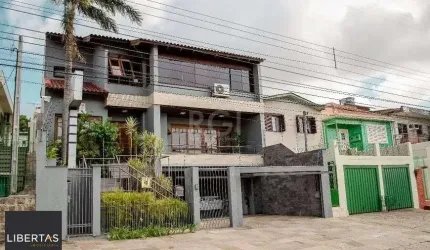 Casa com 5 dormitórios, 550 m² - para Comprar  -Vila Jardim - Porto Alegre/RS