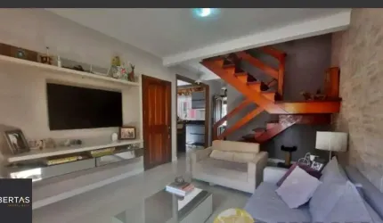 Casa de Condomínio em Guarujá