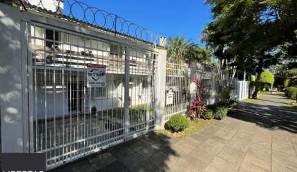 Casa para Venda - 325,72m², 4 dormitórios, sendo 1suites, 4 vagas - Jardim Isabel